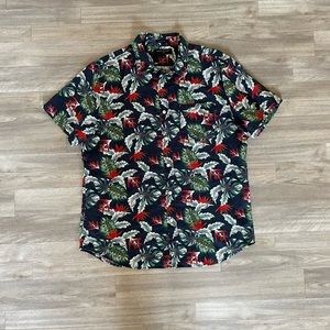 Fun NWOT Banana Republic linen shirt